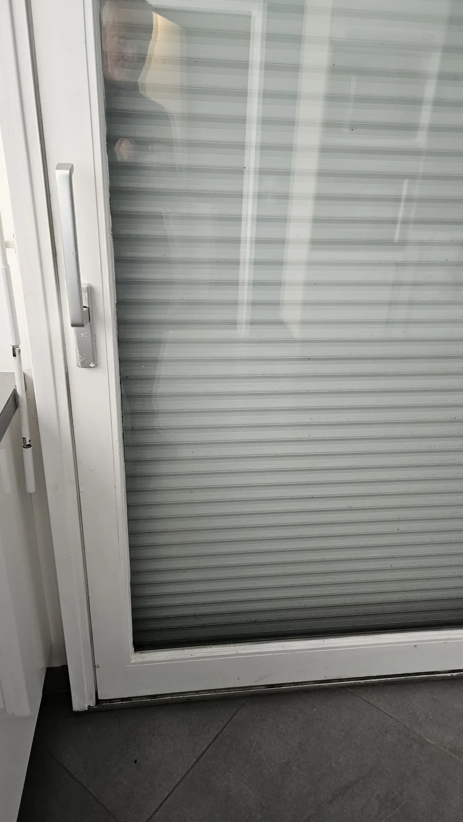 Vue de porte ou fenêtre pour le diagnostic de la menuiserie