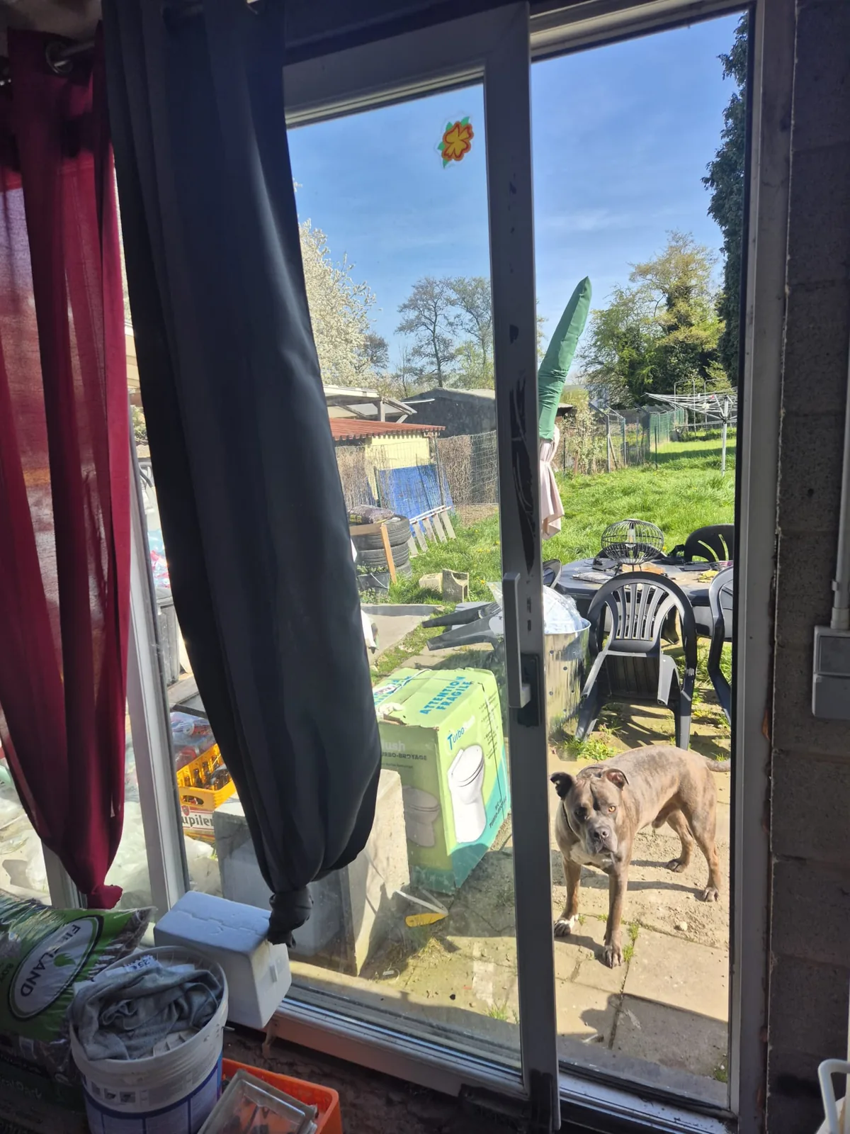 Vue de porte ou fenêtre pour le diagnostic de la menuiserie