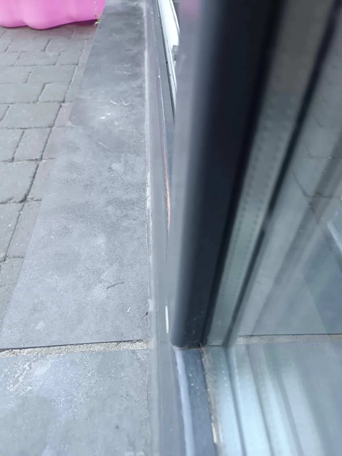 Vue de porte ou fenêtre pour le diagnostic de la menuiserie