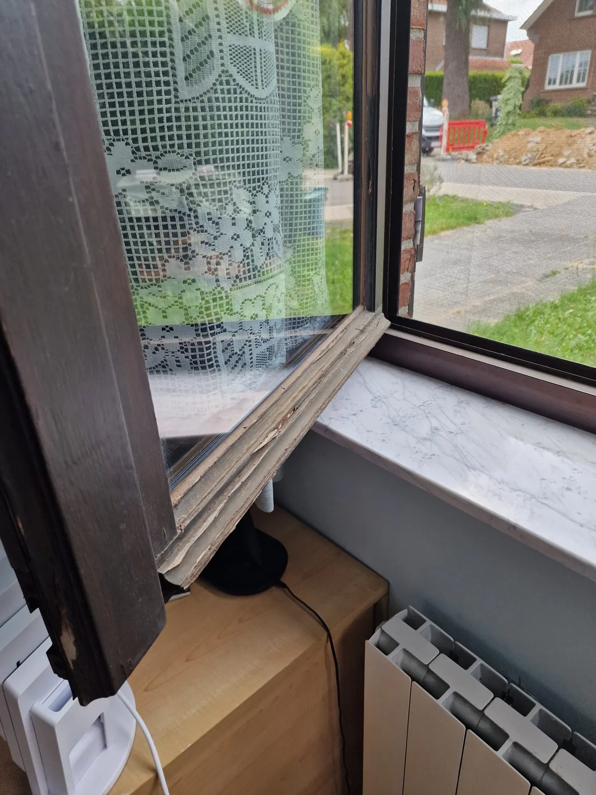 Vue de porte ou fenêtre pour le diagnostic de la menuiserie