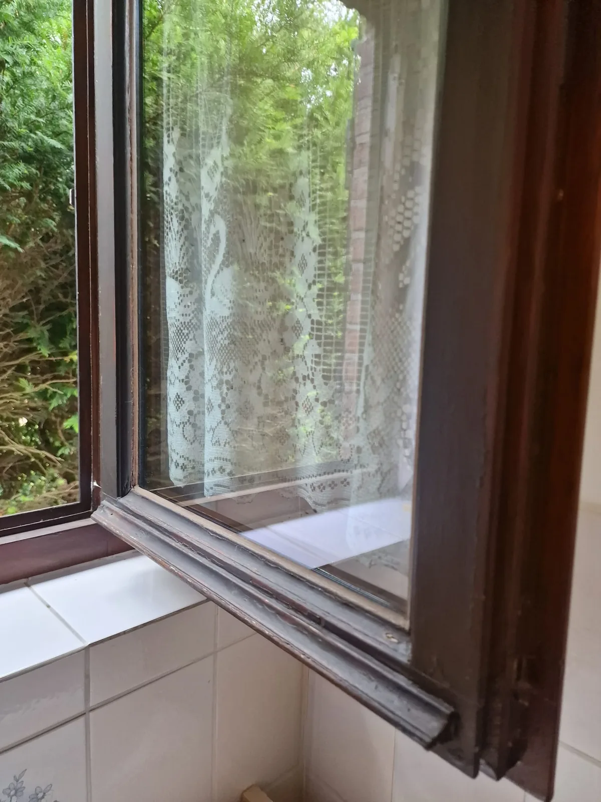 Vue de porte ou fenêtre pour le diagnostic de la menuiserie